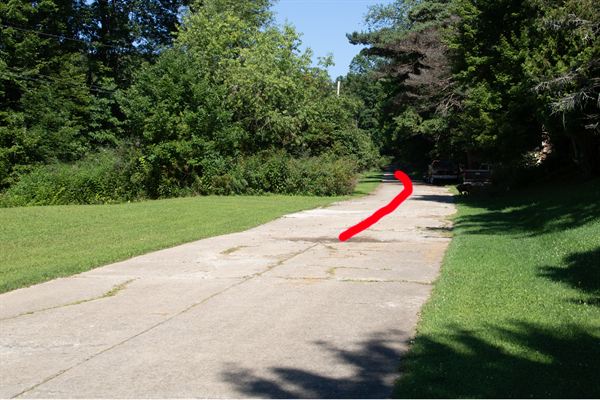 Lewis Farm Lane